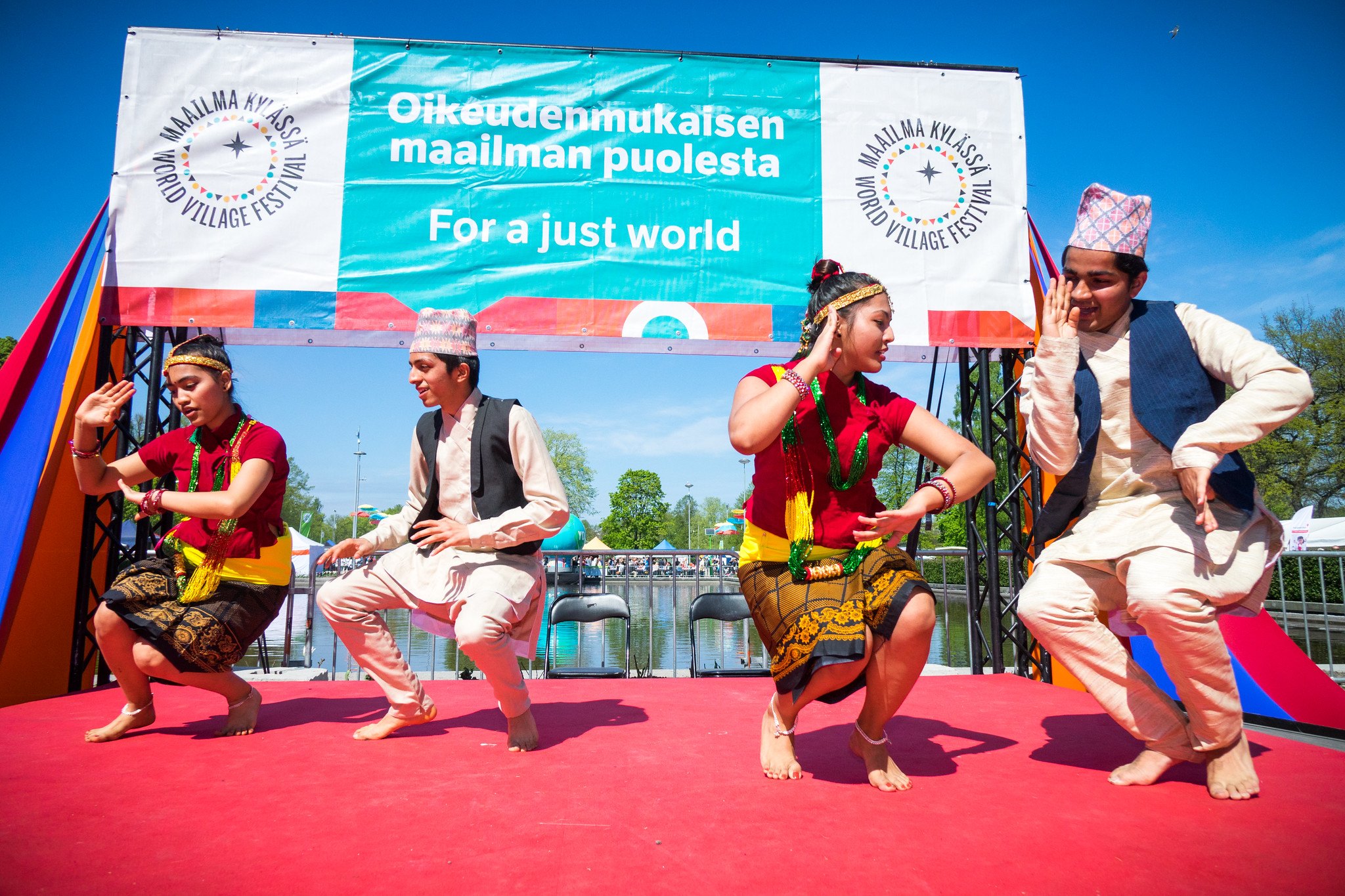 Kuvassa tanssijoita vuoden 2017 festivaalilta.